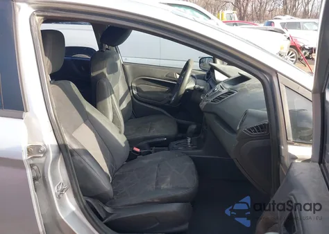 2012 Ford Fiesta Se z USA, uszkodzony, nr VIN 3FADP4EJ7CM173253